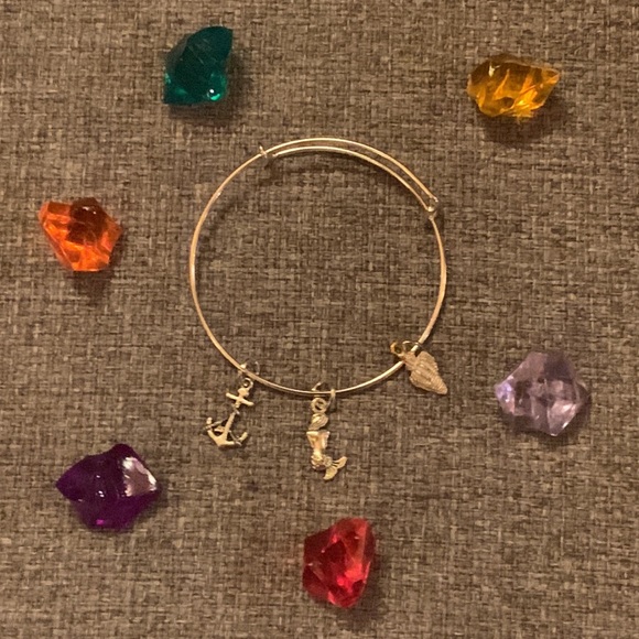 Bracelet - Picture 3 of 3